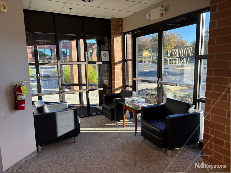 More Photos Of 925 Berkshire Blvd, Wyomissing Office For Lease