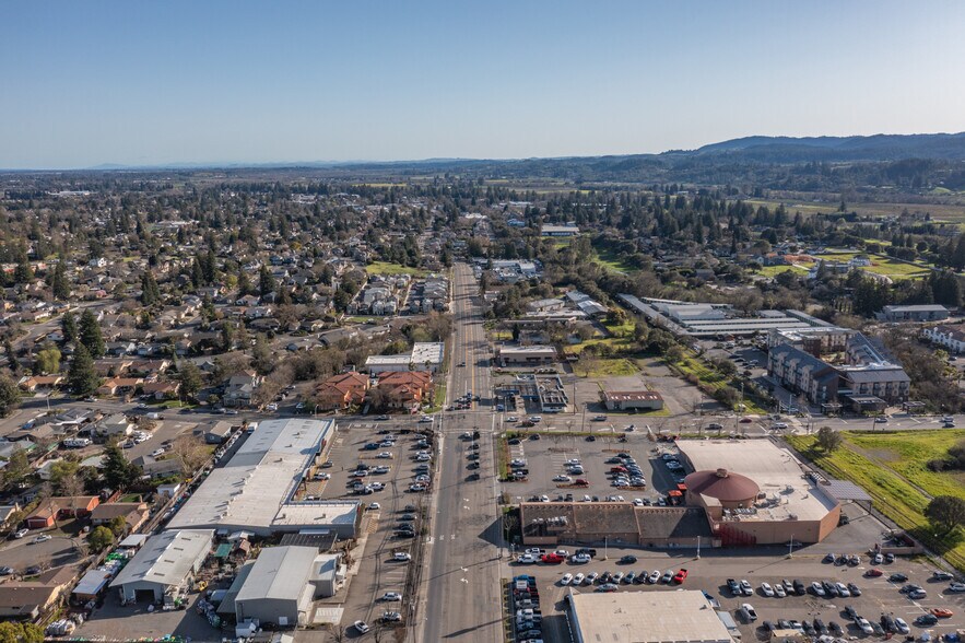 More Photos Of 1260-1290 Healdsburg Ave, Healdsburg Medical For Lease