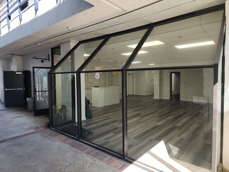 More Photos Of 901 N Pacific Coast Hwy, Redondo Beach Medical For Lease