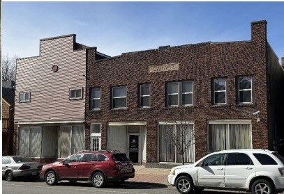 More Photos Of 219 S Main St, Cottage Grove Office For Sale