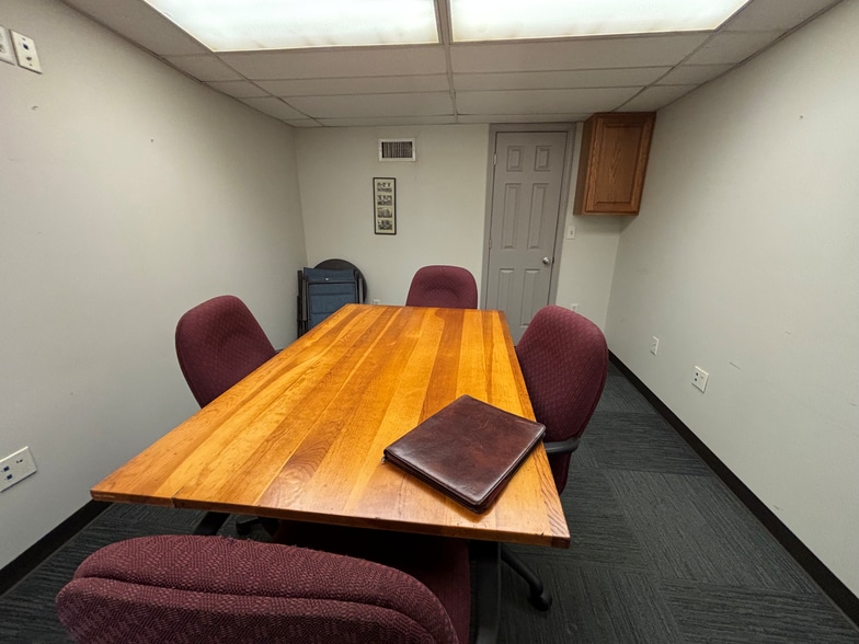 More Photos Of 1221 Groop Rd, Springfield Warehouse For Sale