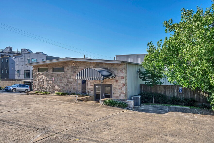 More Photos Of 622 Hamilton Ave, Nashville Loft Creative Space For Sale