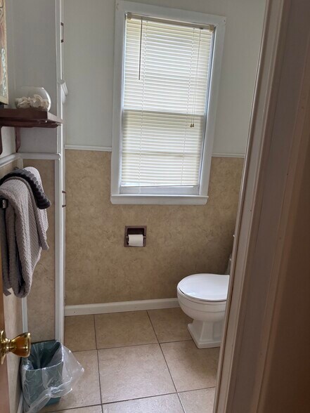 More Photos Of 1575 Tablerock Cir, Branson Hotel For Sale