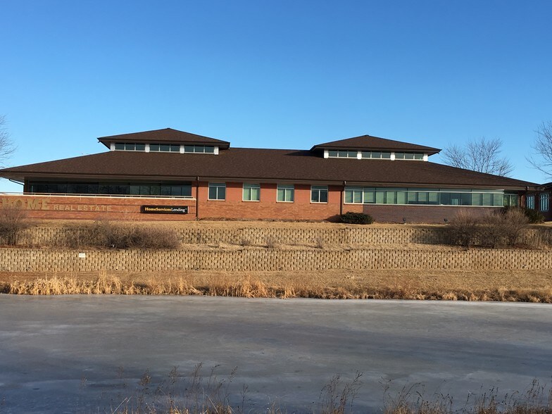 More Photos Of 4501 S 86th St, Lincoln Office For Lease