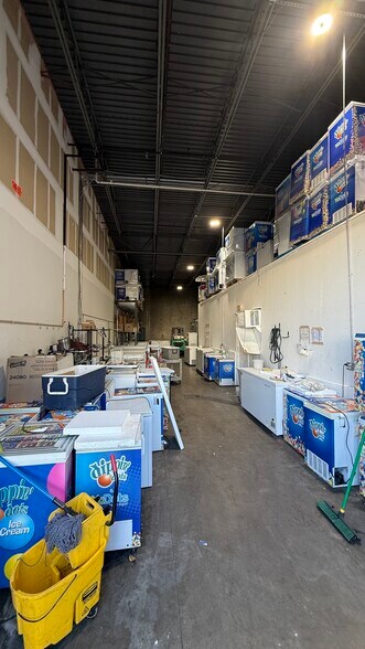 More Photos Of 5570 Florida Mining Blvd S, Jacksonville Warehouse For Sale