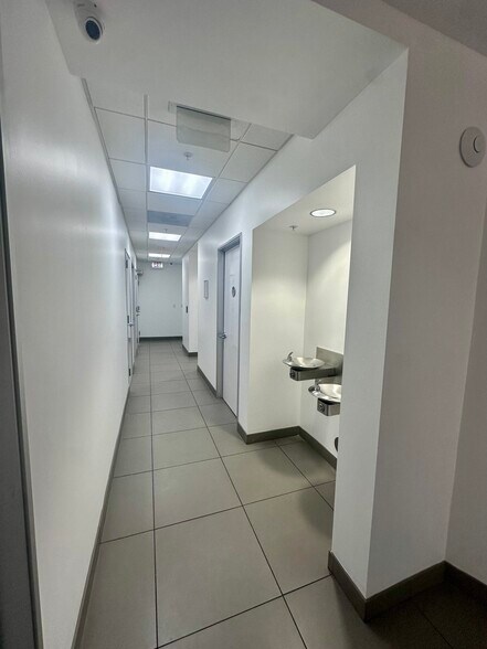 More Photos Of 8158 Beverly Blvd, Los Angeles Medical For Sale