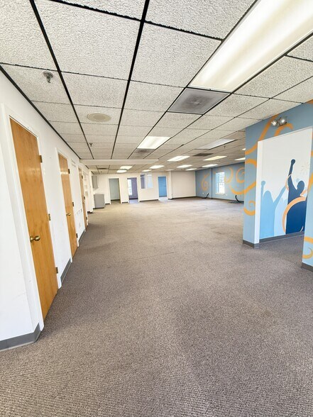 More Photos Of 401 Andover St, North Andover Office For Lease