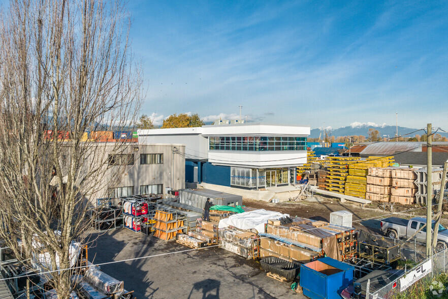 Primary Photo Of 13099 116 Av, Surrey Manufacturing For Lease