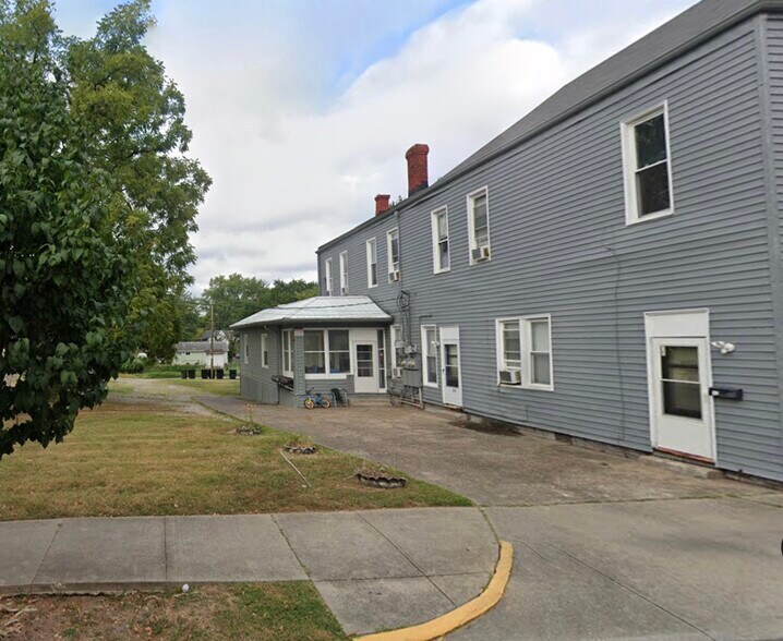 Primary Photo Of 1225 Vincennes St, New Albany Apartments For Sale