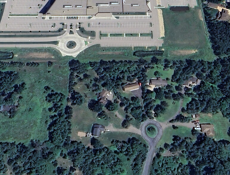 More Photos Of 724 Green Briar Rd, Hudson Land For Sale