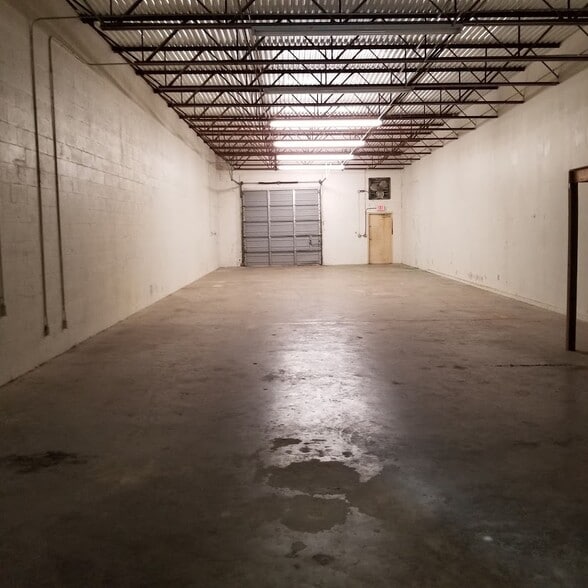 More Photos Of 10949 SW 93rd Ter, Ocala Warehouse For Lease