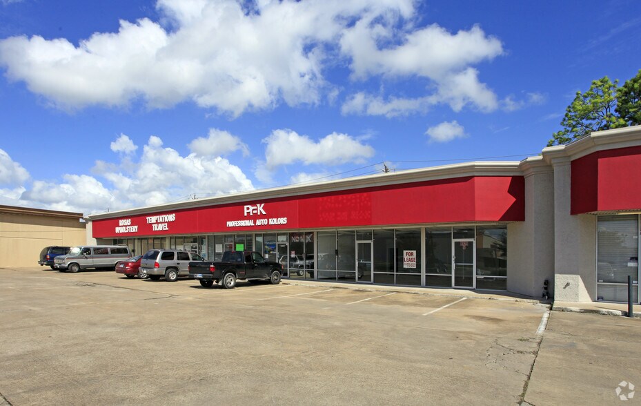 Primary Photo Of 8914-8926 Clarkcrest St, Houston Unknown For Lease