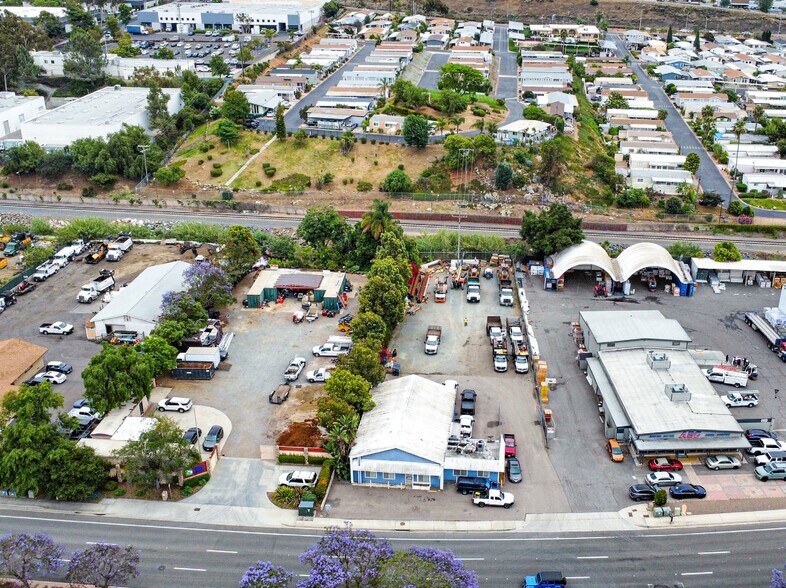 More Photos Of 469 E Mission Rd, San Marcos Manufacturing For Lease