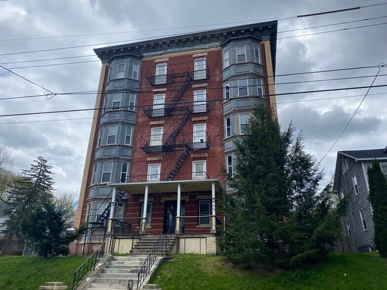 More Photos Of 38 S Main Ave, Albany Multifamily For Sale