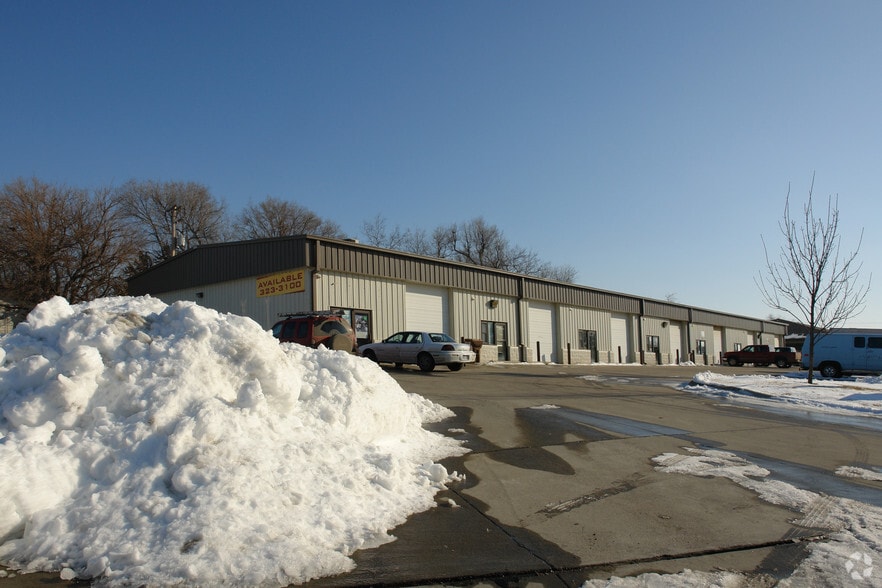 More Photos Of 1438 S 1st St, Lincoln Light Distribution For Lease