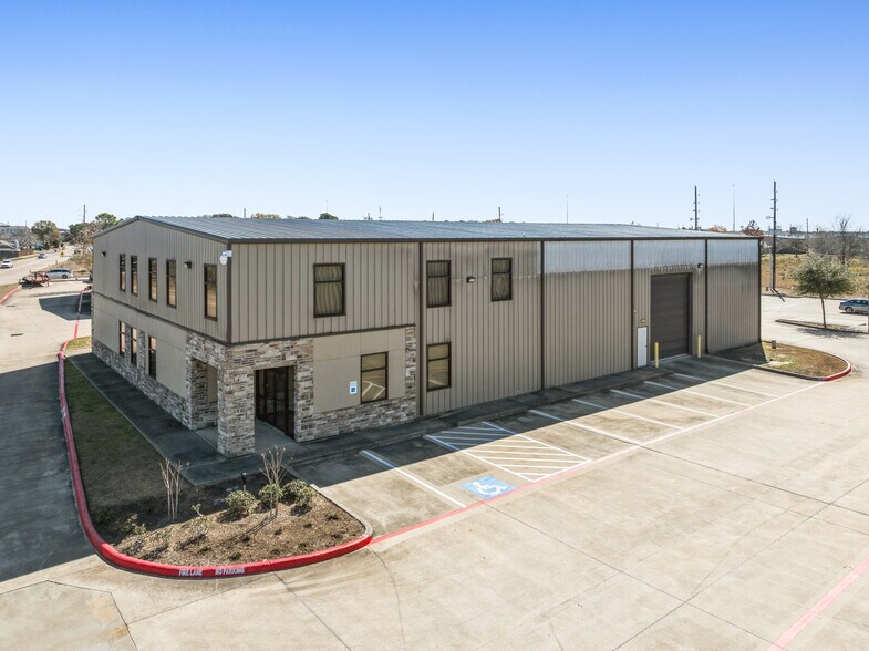 More Photos Of 20813 Park Row Dr, Katy Warehouse For Sale