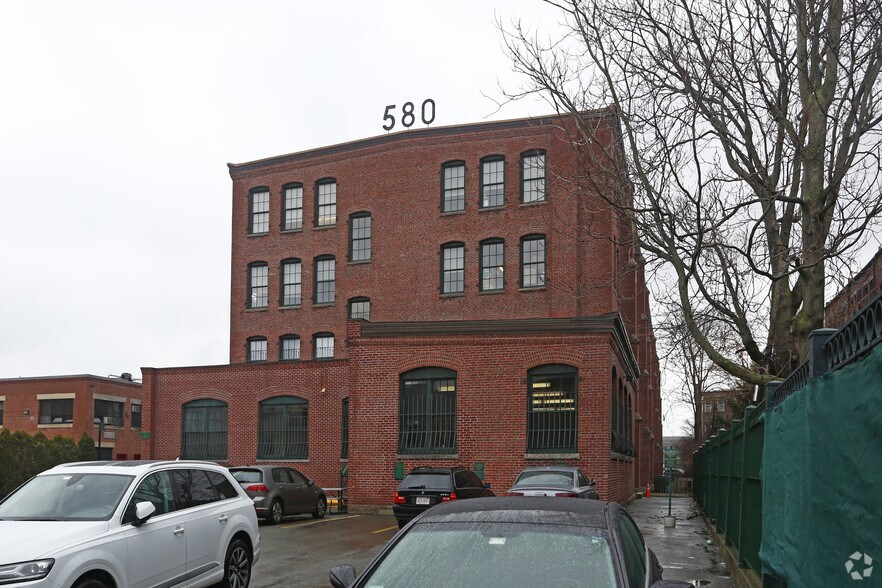 More Photos Of 580 Harrison Ave, Boston Office For Lease
