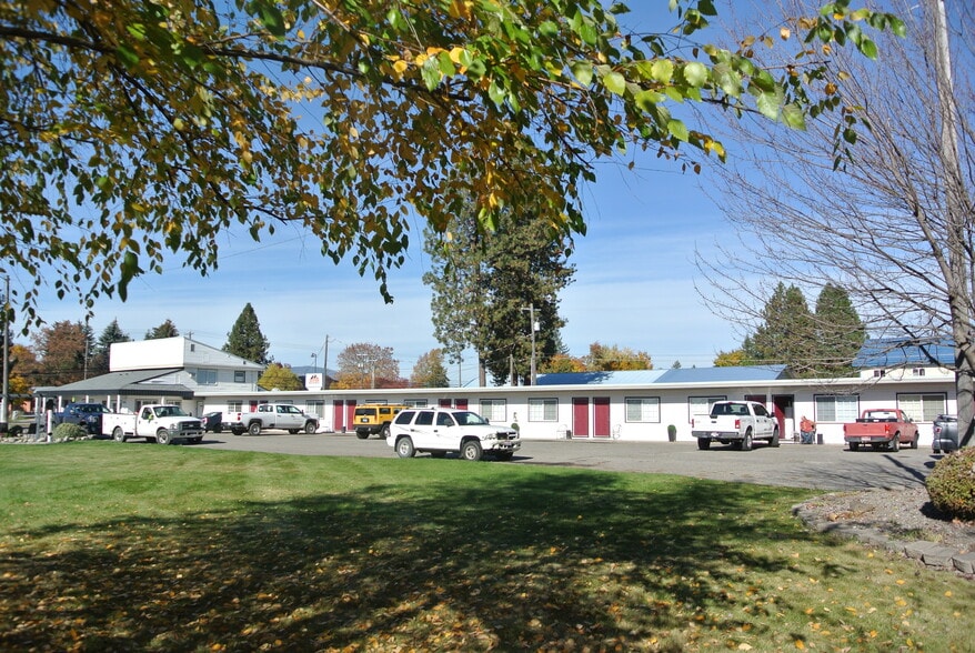 More Photos Of 9986 N Government Way, Hayden Hotel For Sale