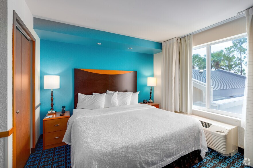 More Photos Of 4735 Helen Hauser Blvd, Titusville Hotel For Sale