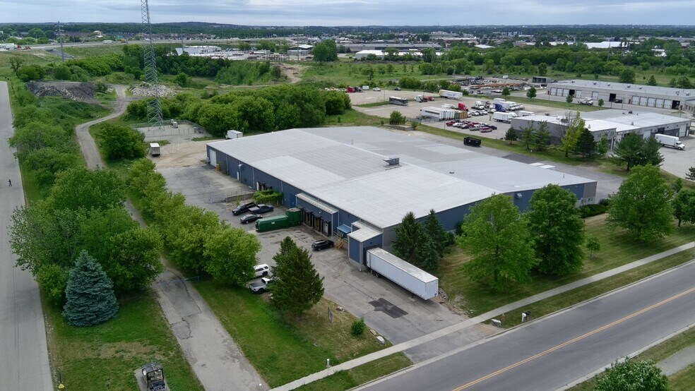More Photos Of 3920 Kennedy Rd, Janesville Warehouse For Sale