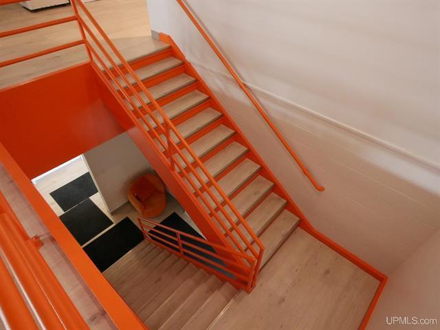 More Photos Of 608 Shelden Ave, Houghton Loft Creative Space For Sale