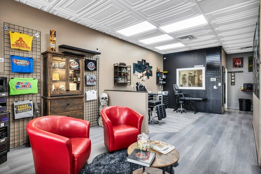 More Photos Of 20 McLeod Ave, Spruce Grove Storefront Retail Office For Sale
