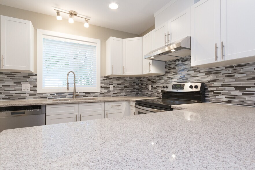 More Photos Of 12504 119 Av NW, Edmonton Multifamily For Sale