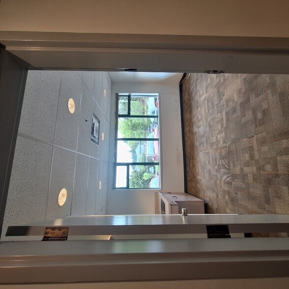 More Photos Of 6010 Brickyard Rd, Nanaimo Medical For Lease