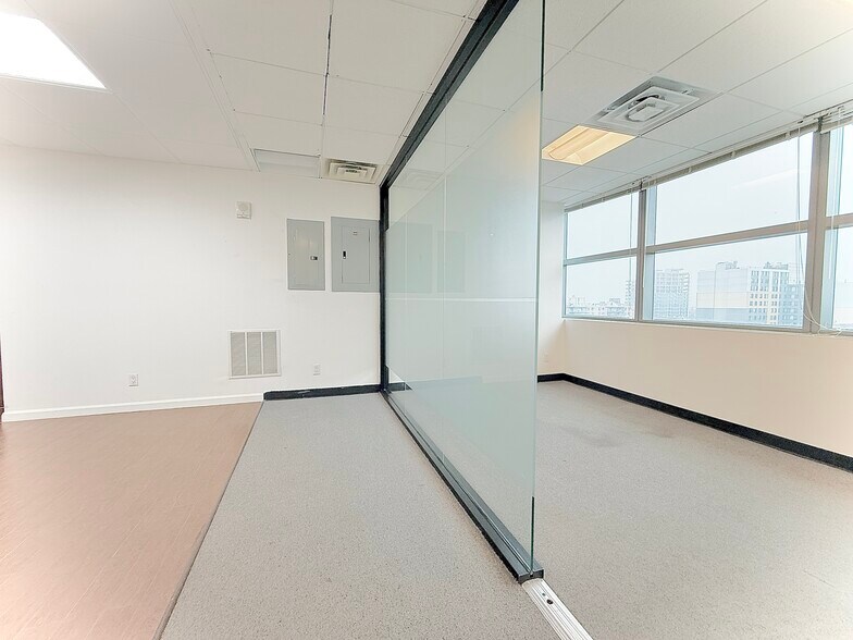 More Photos Of 136-17 39th Ave, Flushing Office Residential For Sale