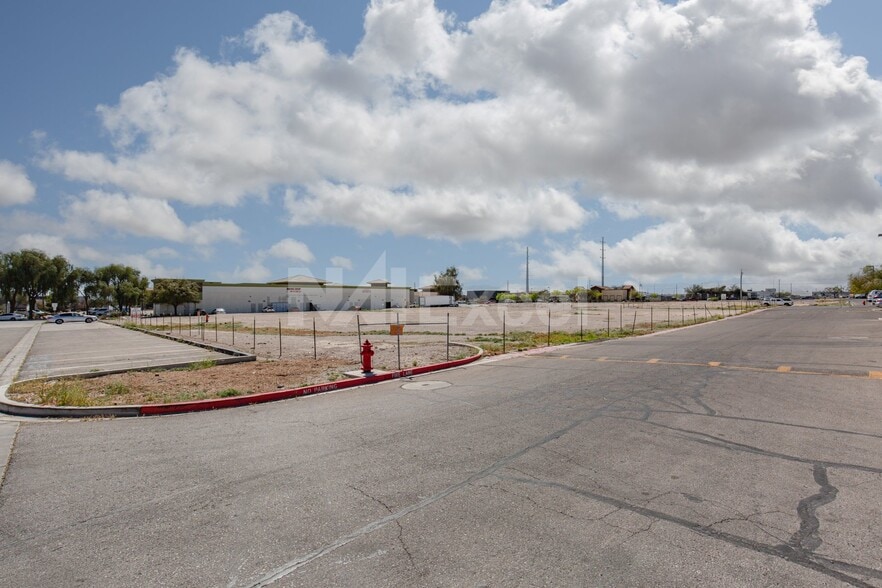More Photos Of 4364 E Craig Rd, Las Vegas Land For Lease