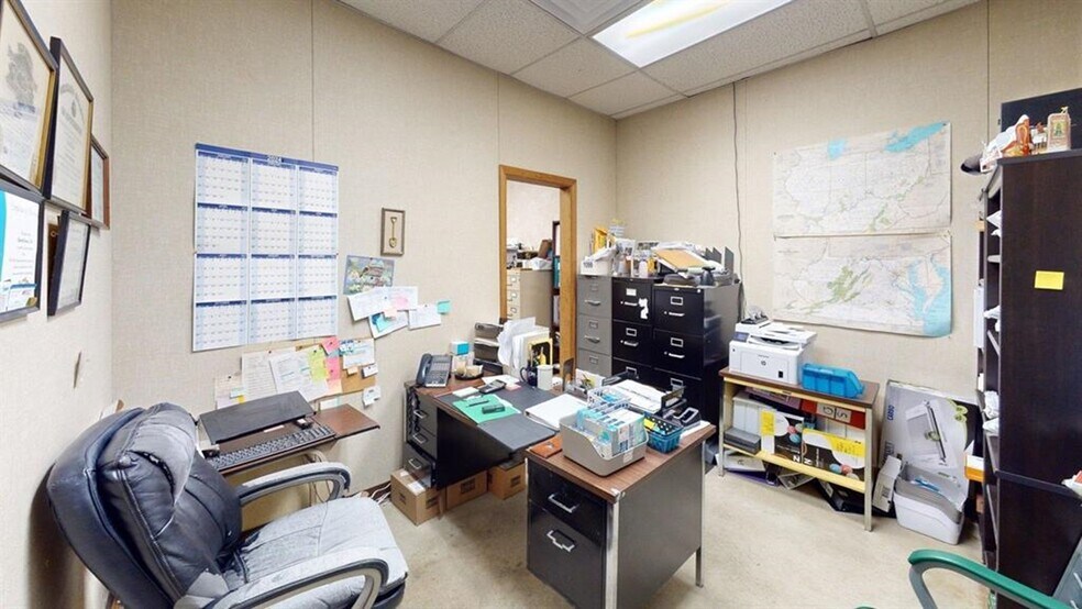 More Photos Of 2815-2819 5th Ave, Huntington Medical For Sale