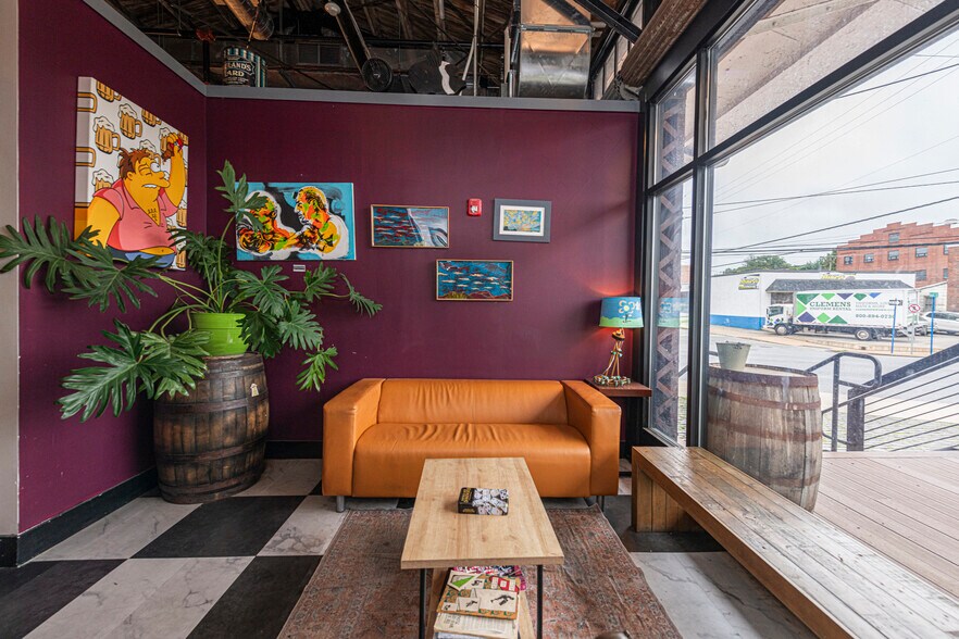 More Photos Of 425 Bridge St, Phoenixville Freestanding For Sale