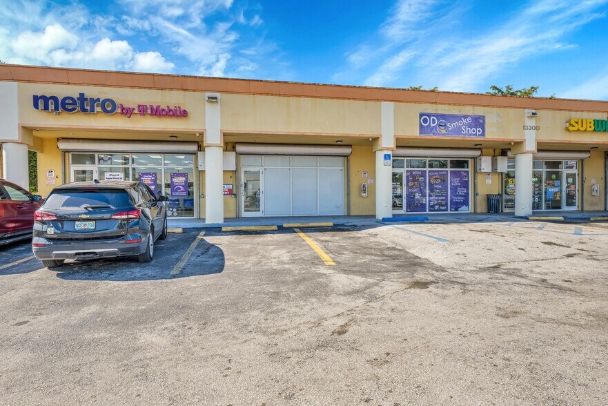 More Photos Of 13300 NW 27th Ave, Opa-locka Restaurant For Lease