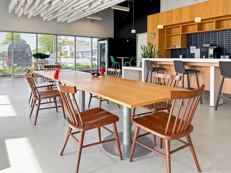 More Photos Of 4100 Market St, Huntsville Coworking Space