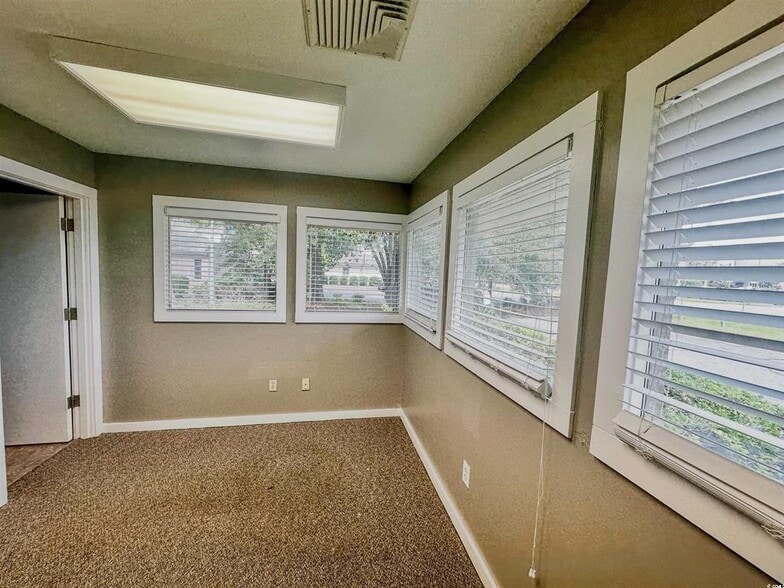 More Photos Of 8028 Myrtle Trace Dr, Conway Medical For Lease