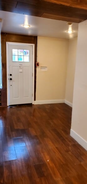 More Photos Of 6249 Haverford Ave, Philadelphia Storefront Retail Residential For Lease