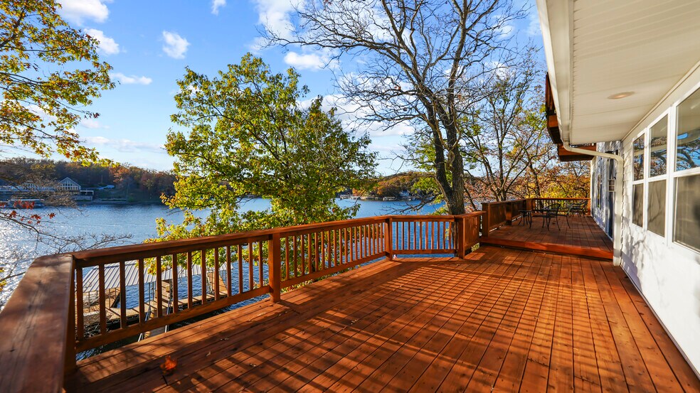 More Photos Of 1117 Dogwood Rd, Lake Ozark Multifamily For Sale