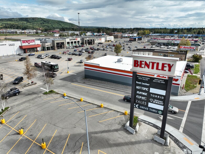 More Photos Of 24-44 College Rd, Fairbanks Freestanding For Sale