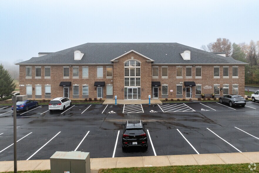 More Photos Of 17014 New College Ave, Wildwood Office For Lease