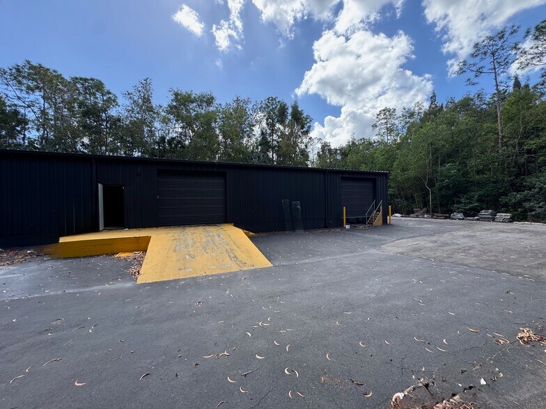 More Photos Of 11330 Tamiami Trl E, Naples Freestanding For Lease