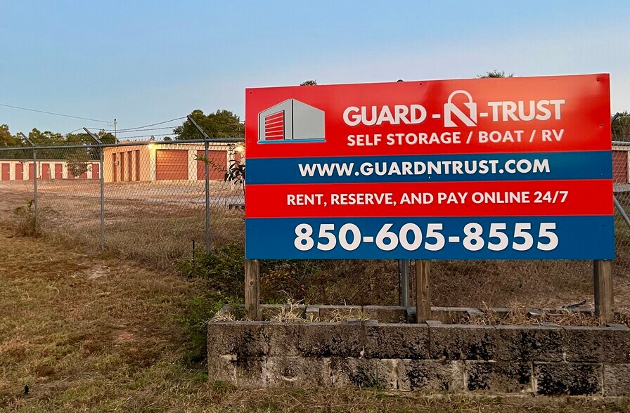 Primary Photo Of 7464 Alicia Dr, Milton Self Storage For Sale