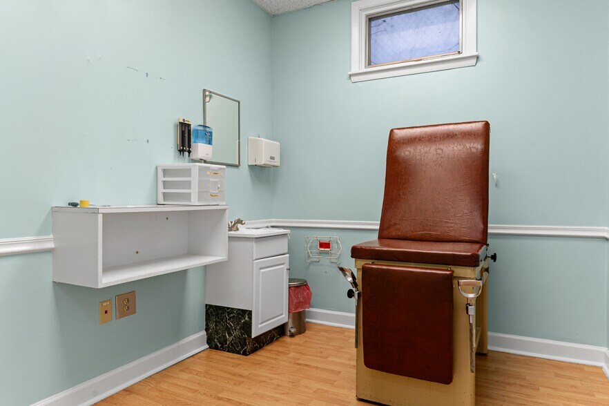 More Photos Of 941 Summers Ave, Orangeburg Medical For Sale