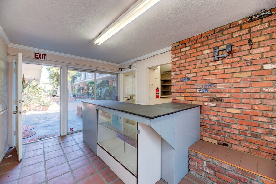 More Photos Of 24248 Crenshaw Blvd, Torrance Office For Lease