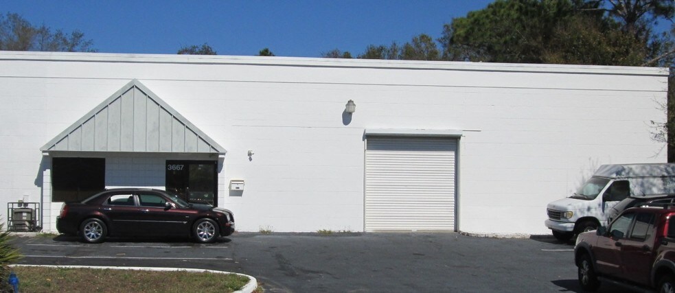 More Photos Of 3667-3691 46th Ave N, Saint Petersburg Manufacturing For Lease