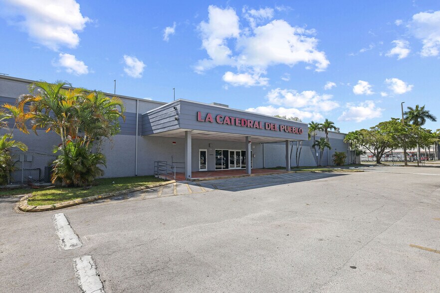 More Photos Of 190 NW 79th Ave, Miami Religious Facility For Sale