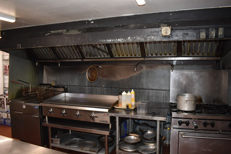 More Photos Of 6136 Tilghman Island Rd, Tilghman Restaurant For Sale