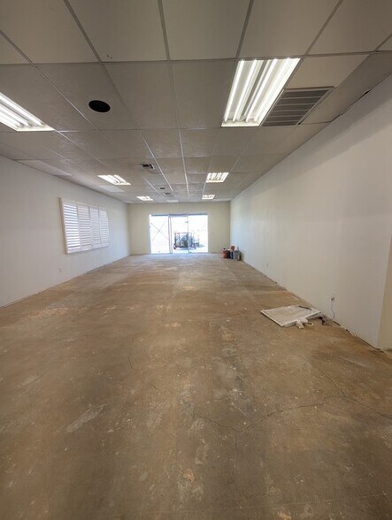 More Photos Of 10100-10144 Lower Sacramento Rd, Stockton Storefront For Lease