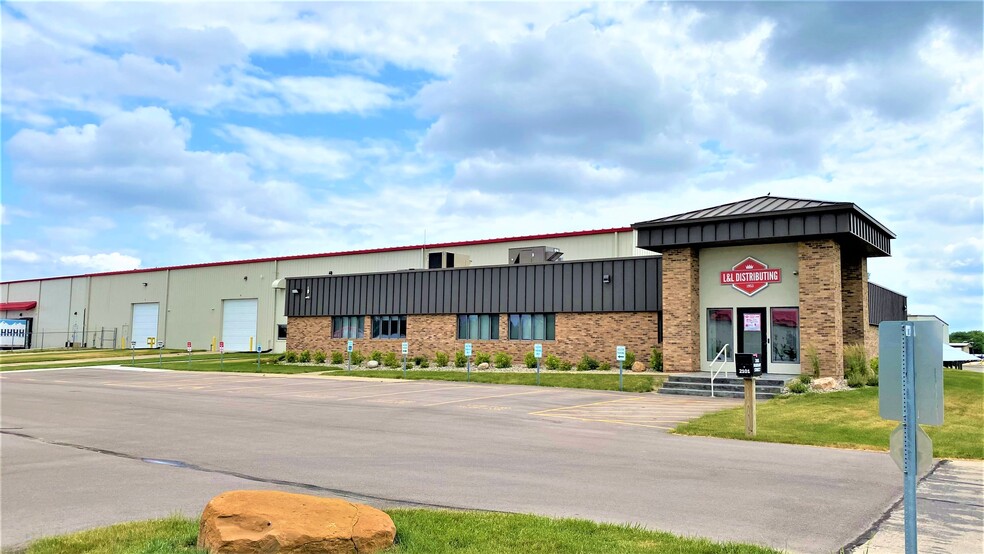 Primary Photo Of 2101 Murray St, Sioux City Manufacturing For Lease