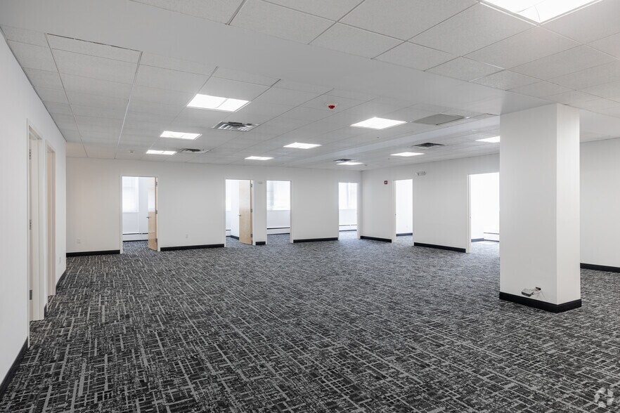 More Photos Of 60 Hempstead Ave, West Hempstead Coworking Space