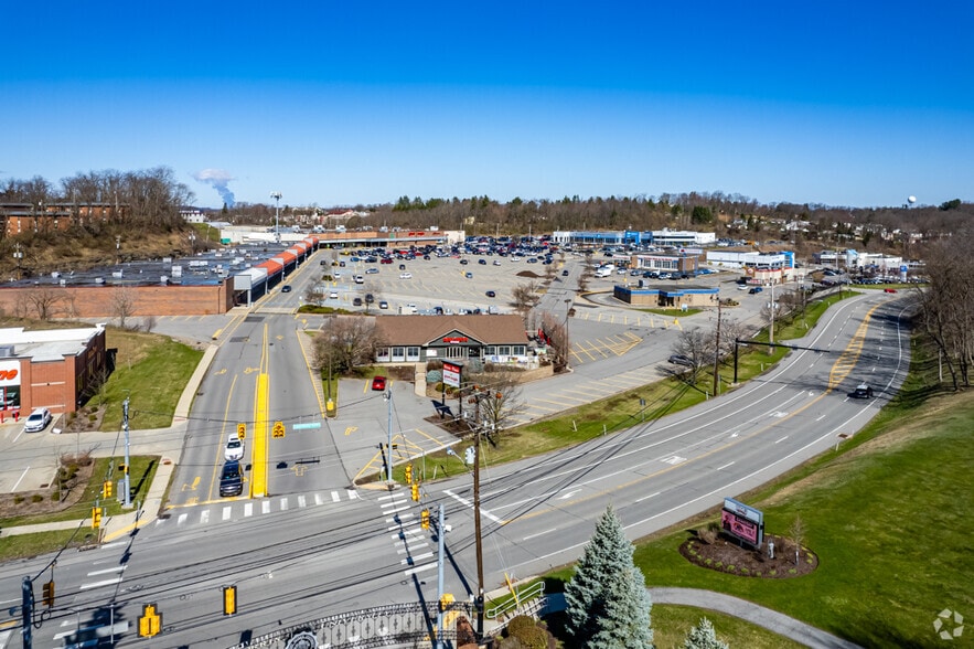 More Photos Of 5920-5990 University Blvd, Coraopolis Unknown For Lease